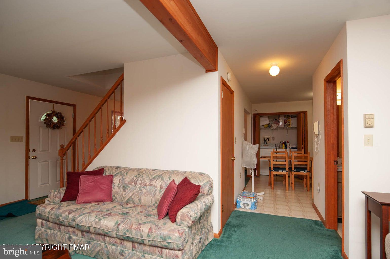 SAW CREEK ESTATES - Residential