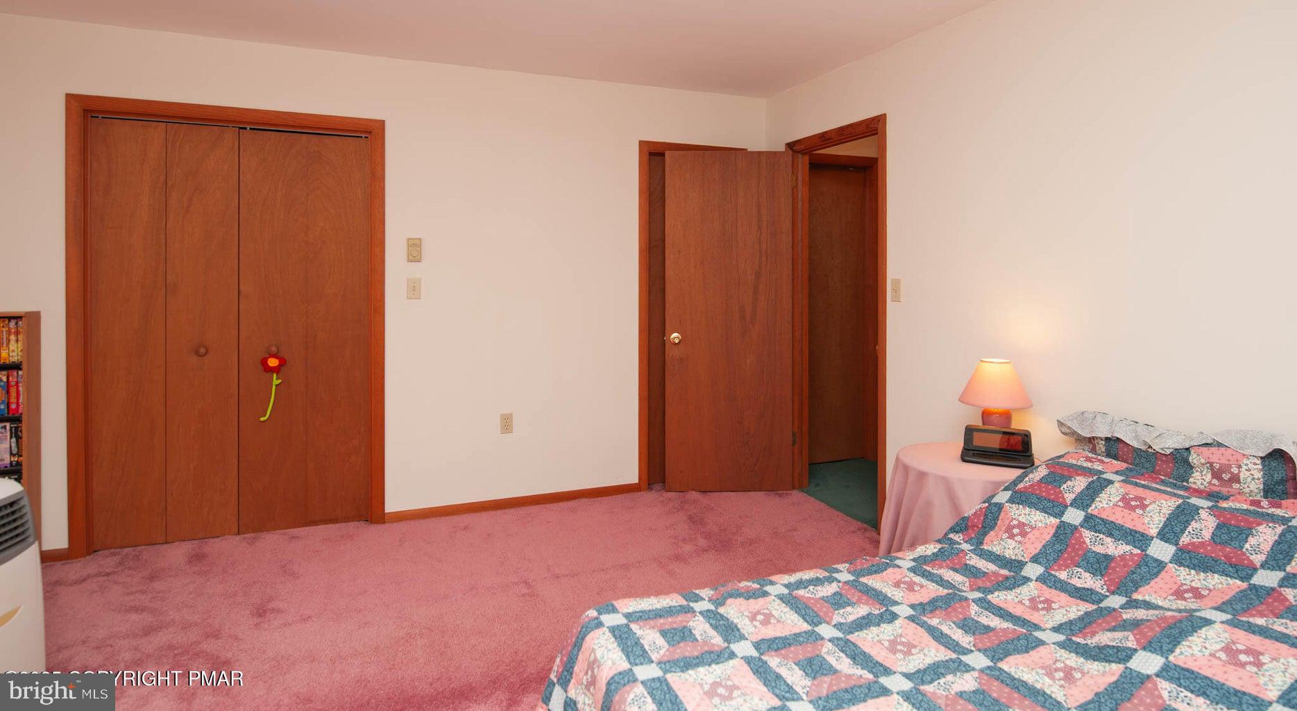 SAW CREEK ESTATES - Residential