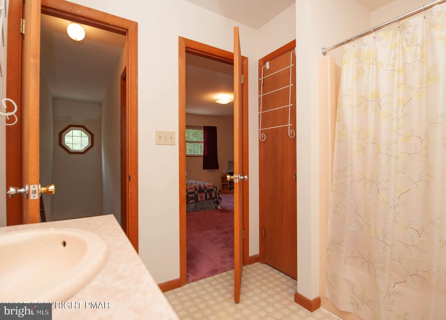 SAW CREEK ESTATES - Residential