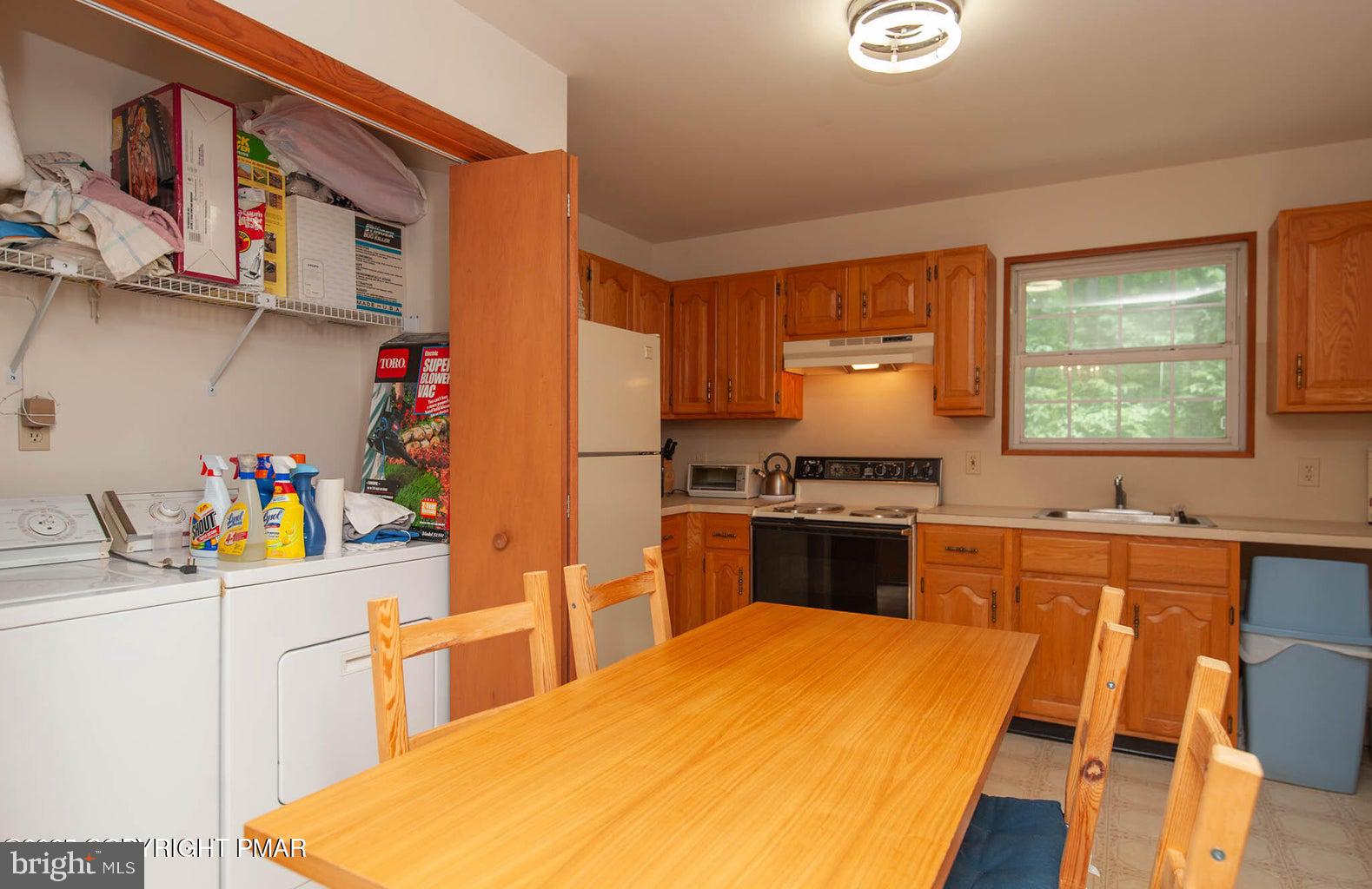 SAW CREEK ESTATES - Residential