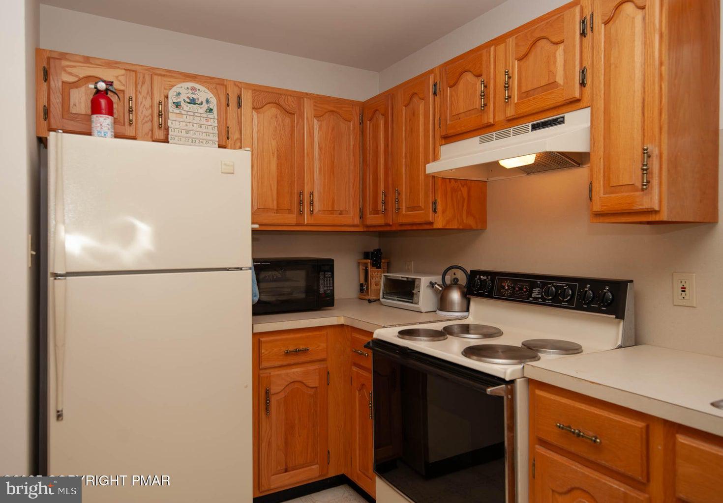 SAW CREEK ESTATES - Residential