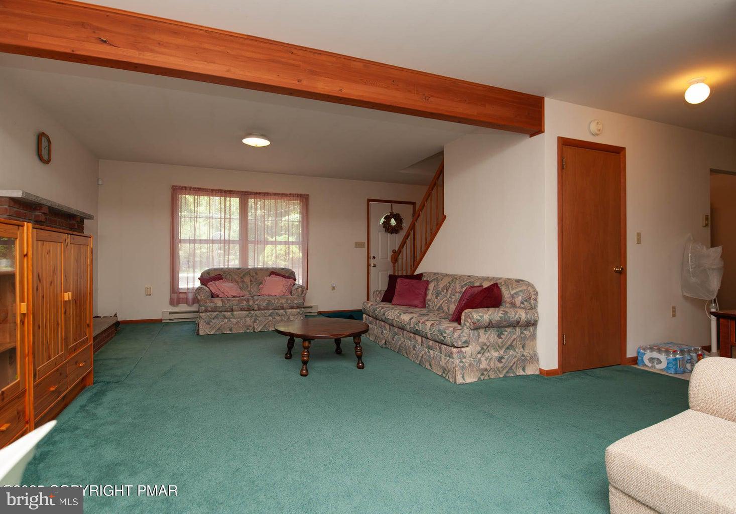 SAW CREEK ESTATES - Residential