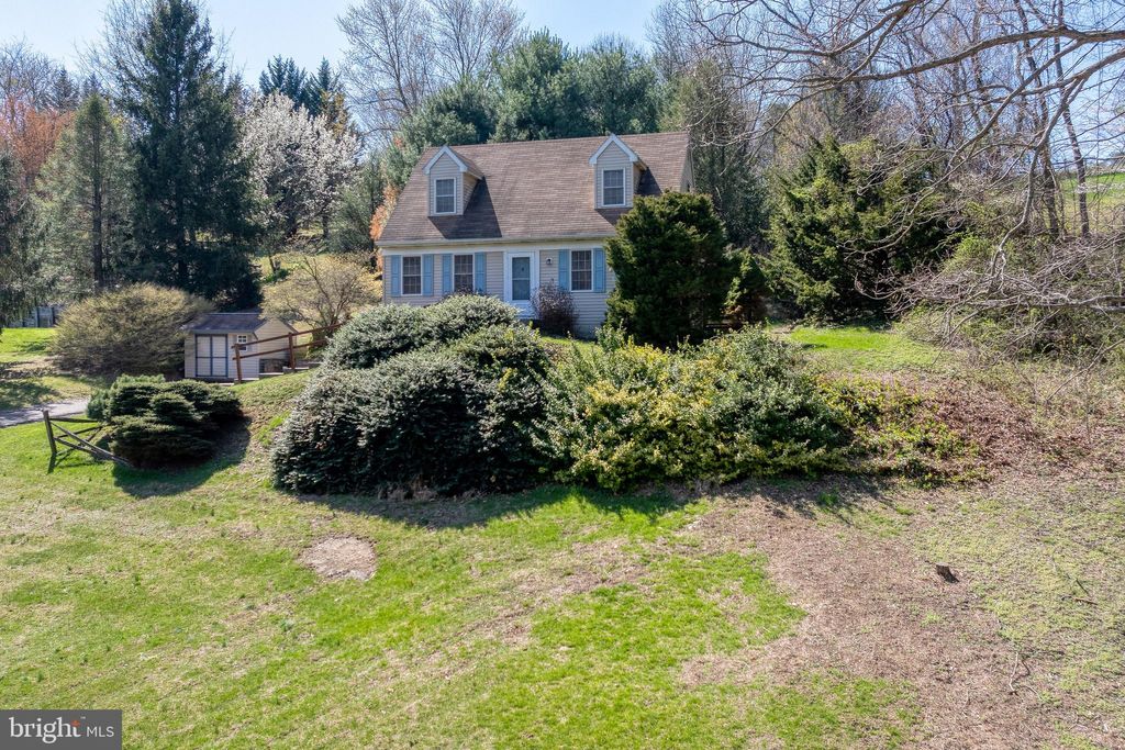 Photo of 243 Magnolia Drive, HOLTWOOD, PA 17532 (MLS # PALA2067916)