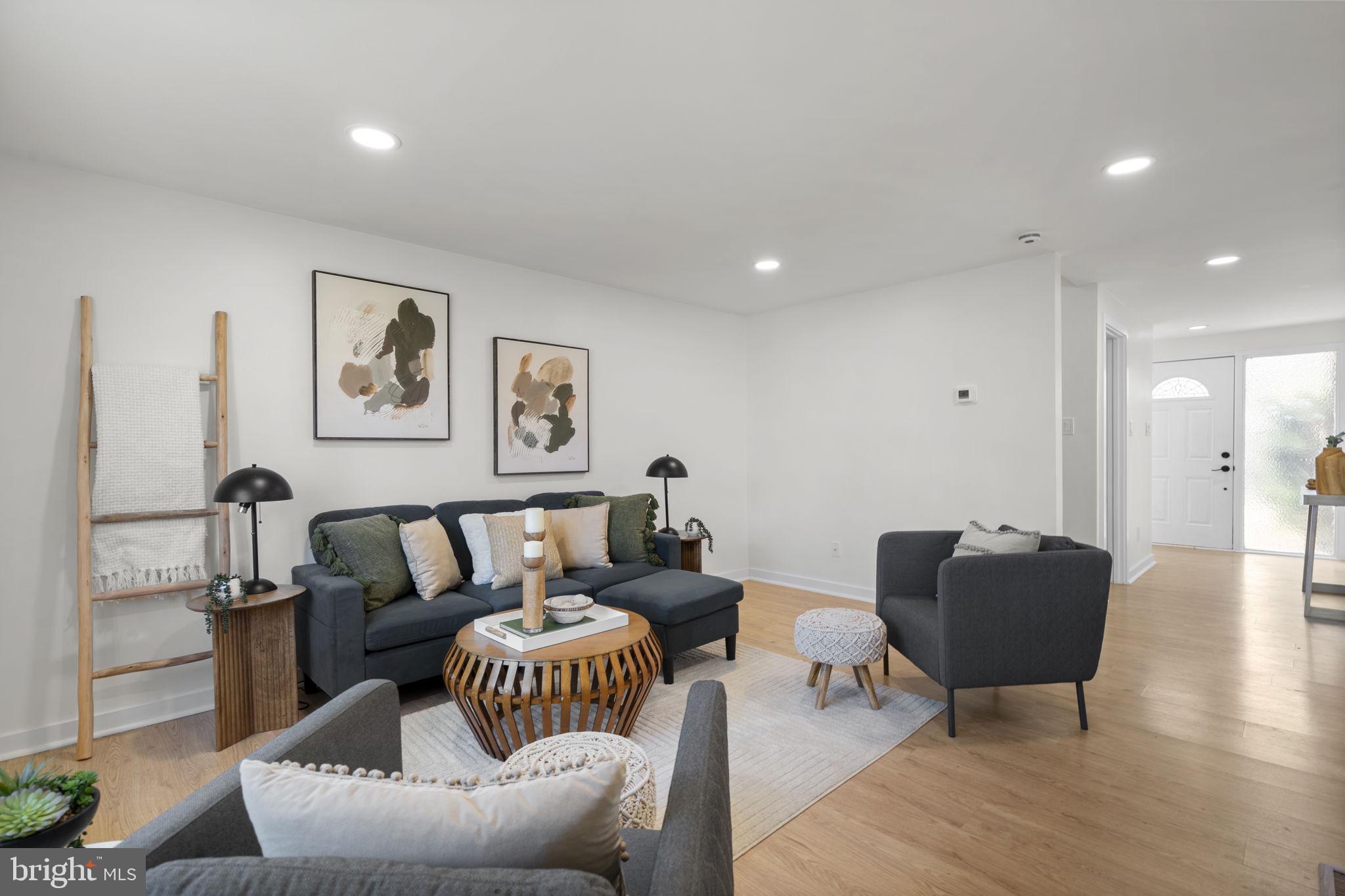 STEDWICK TOWNHOUSES - Residential