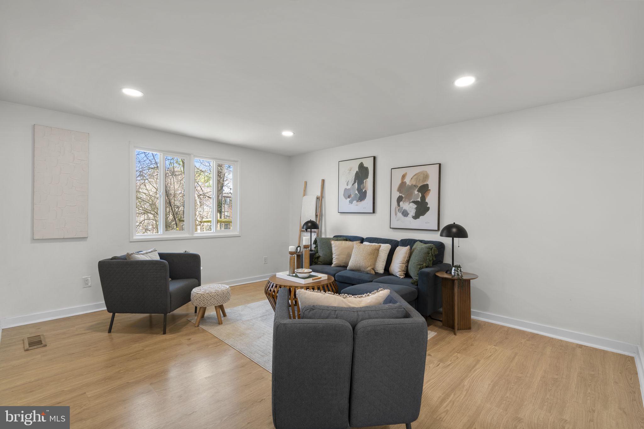 STEDWICK TOWNHOUSES - Residential