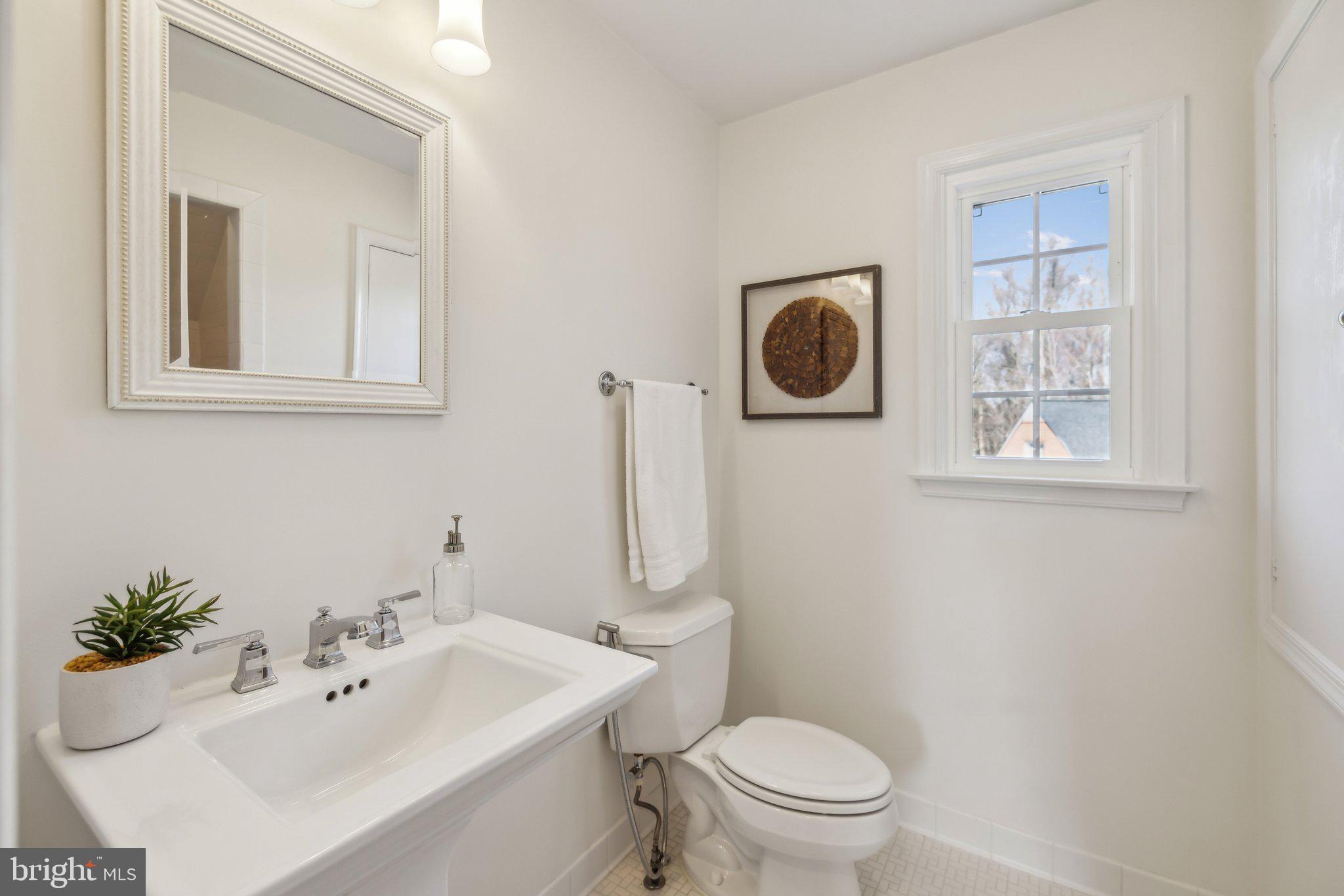 BRADLEY MANOR - Residential