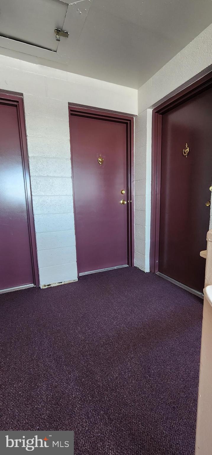 TIMBERLANE VILLAGE GARDEN CONDOMINIUMS - Residential