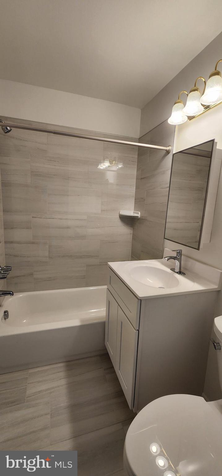 TIMBERLANE VILLAGE GARDEN CONDOMINIUMS - Residential