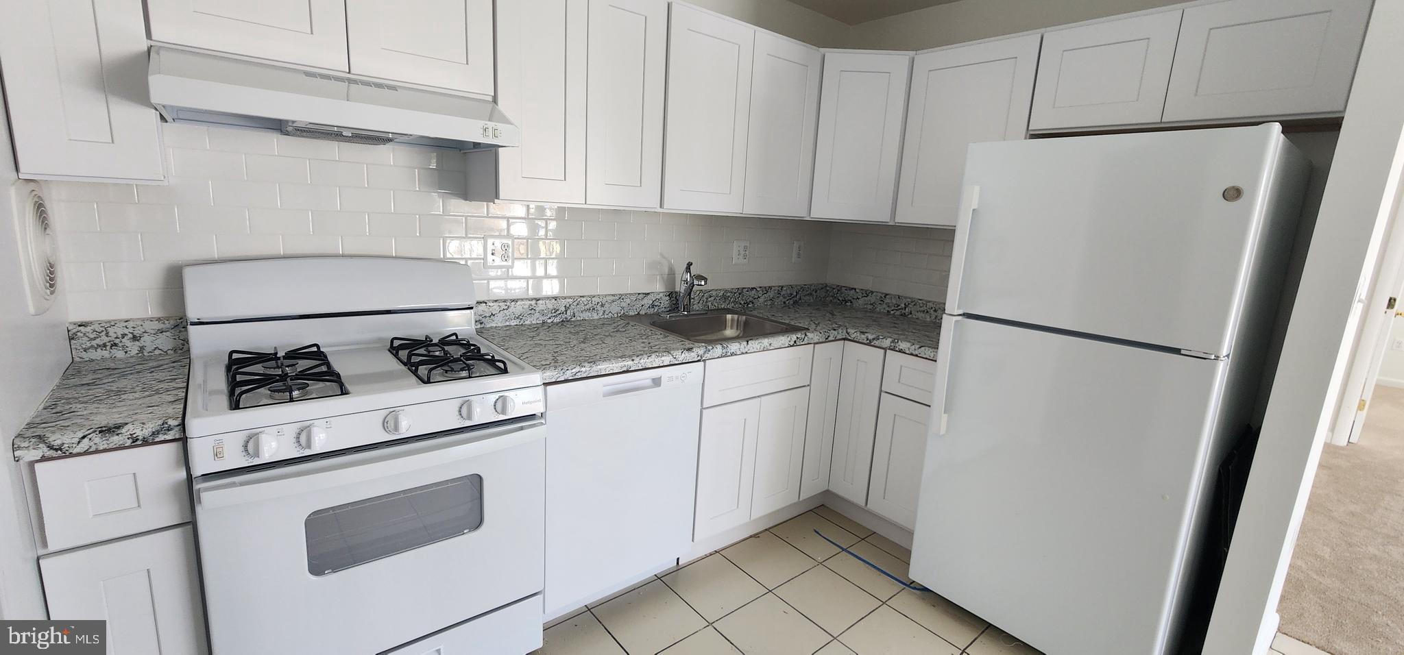 TIMBERLANE VILLAGE GARDEN CONDOMINIUMS - Residential