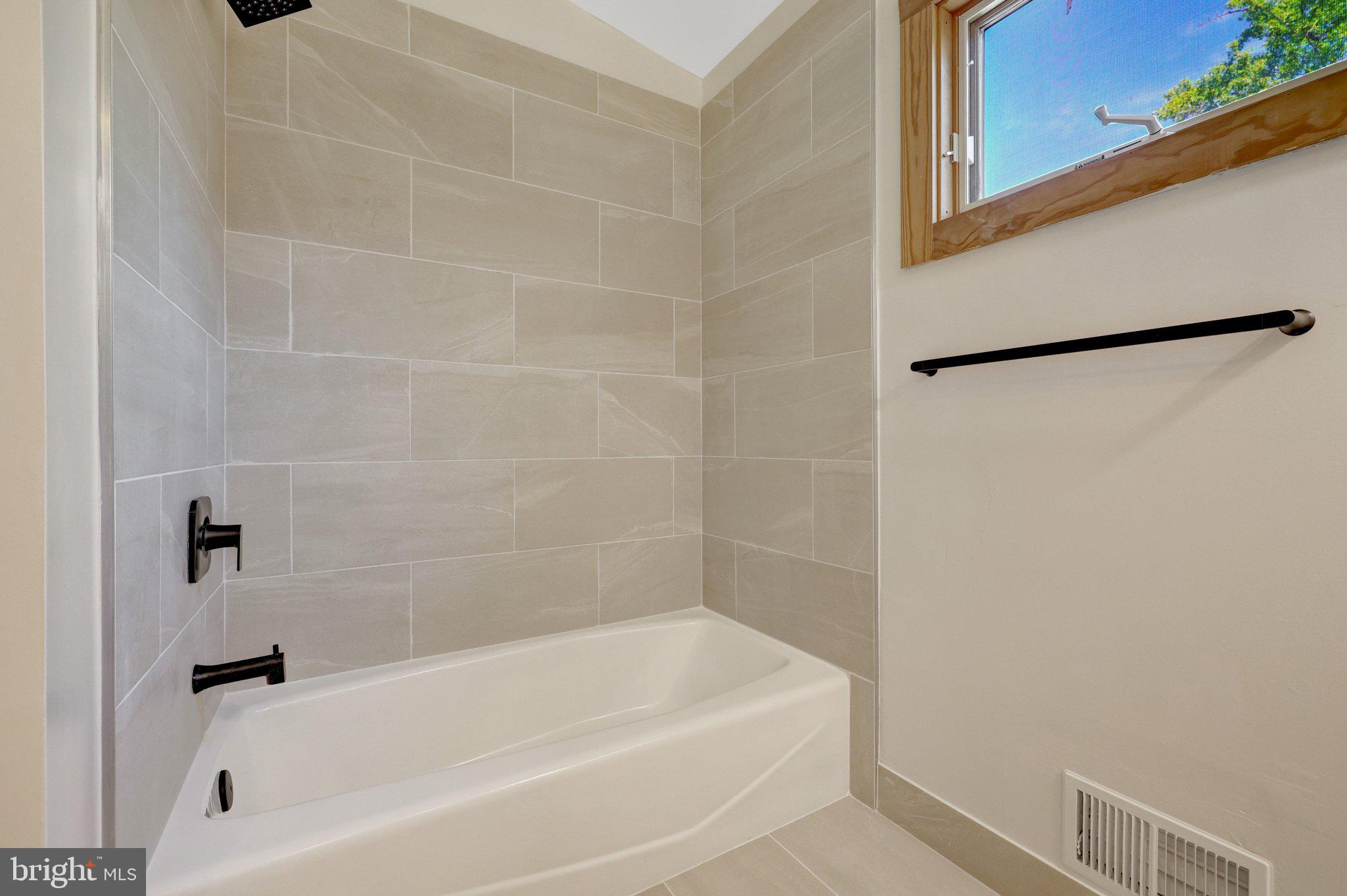 OLIVER ESTATES - Residential