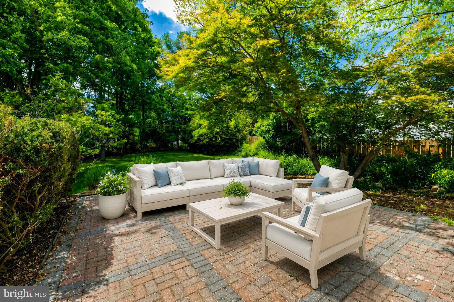 OLIVER ESTATES - Residential