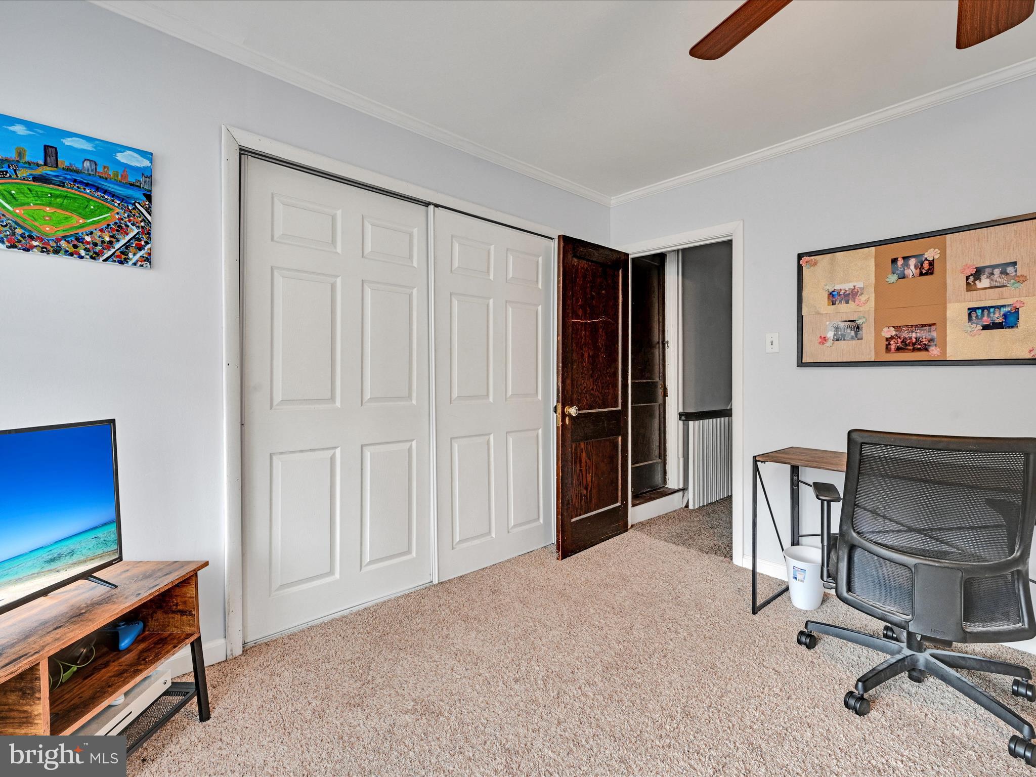 YORKVILLE - Residential