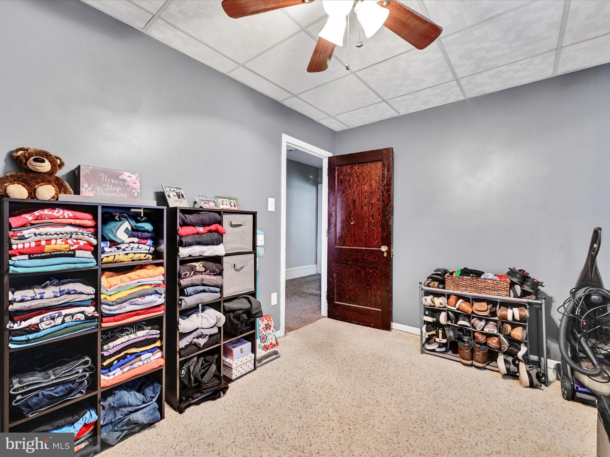 YORKVILLE - Residential