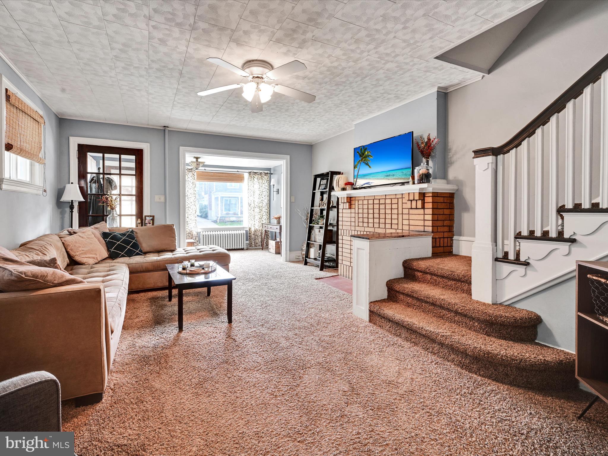 YORKVILLE - Residential