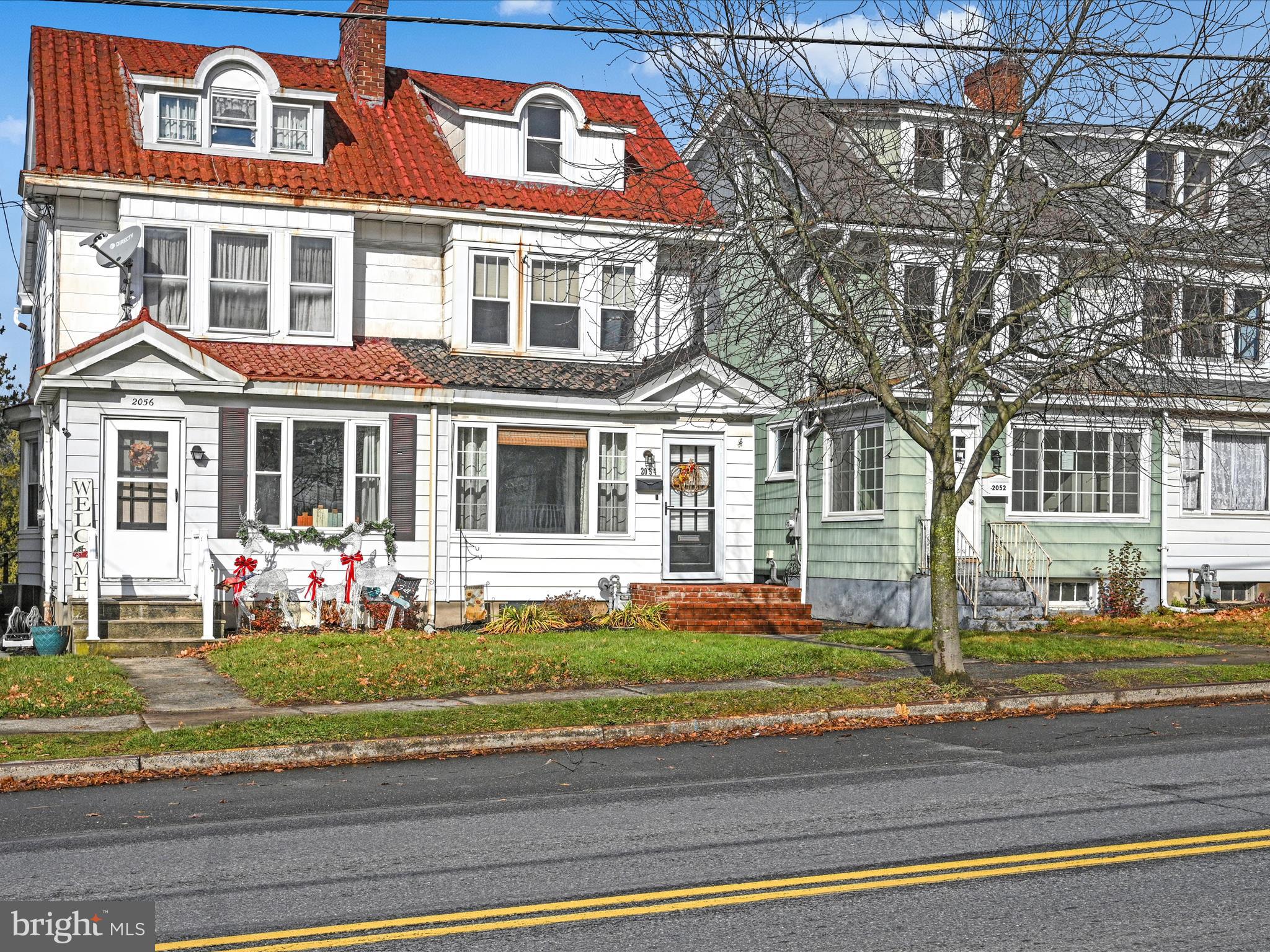 YORKVILLE - Residential