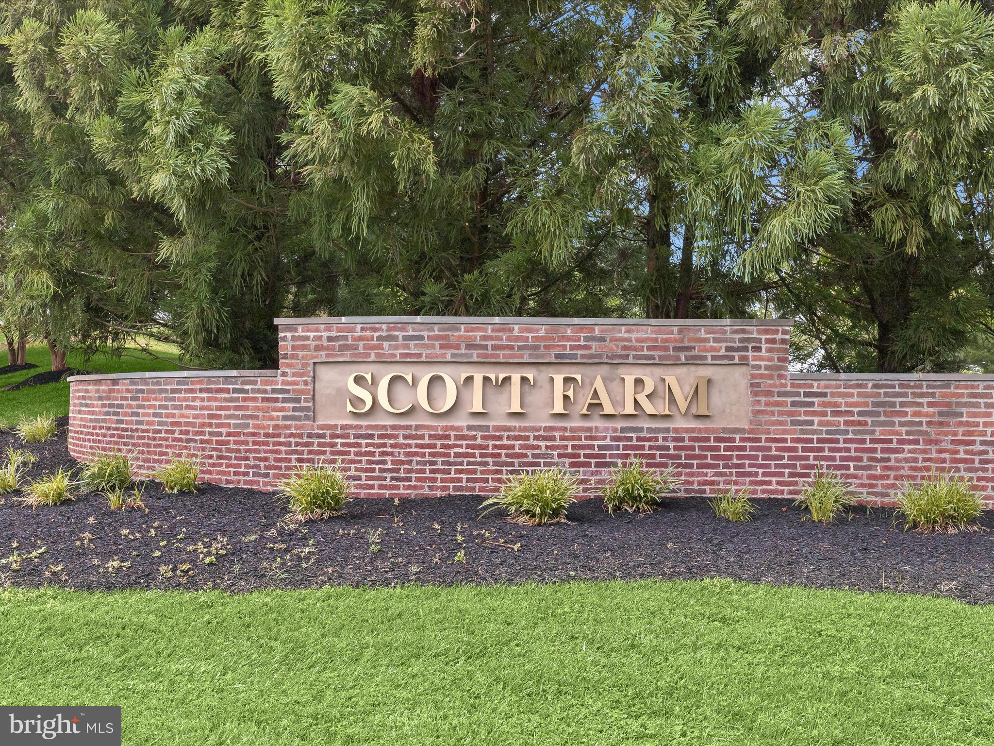 6720 WALTER SCOTT WAY