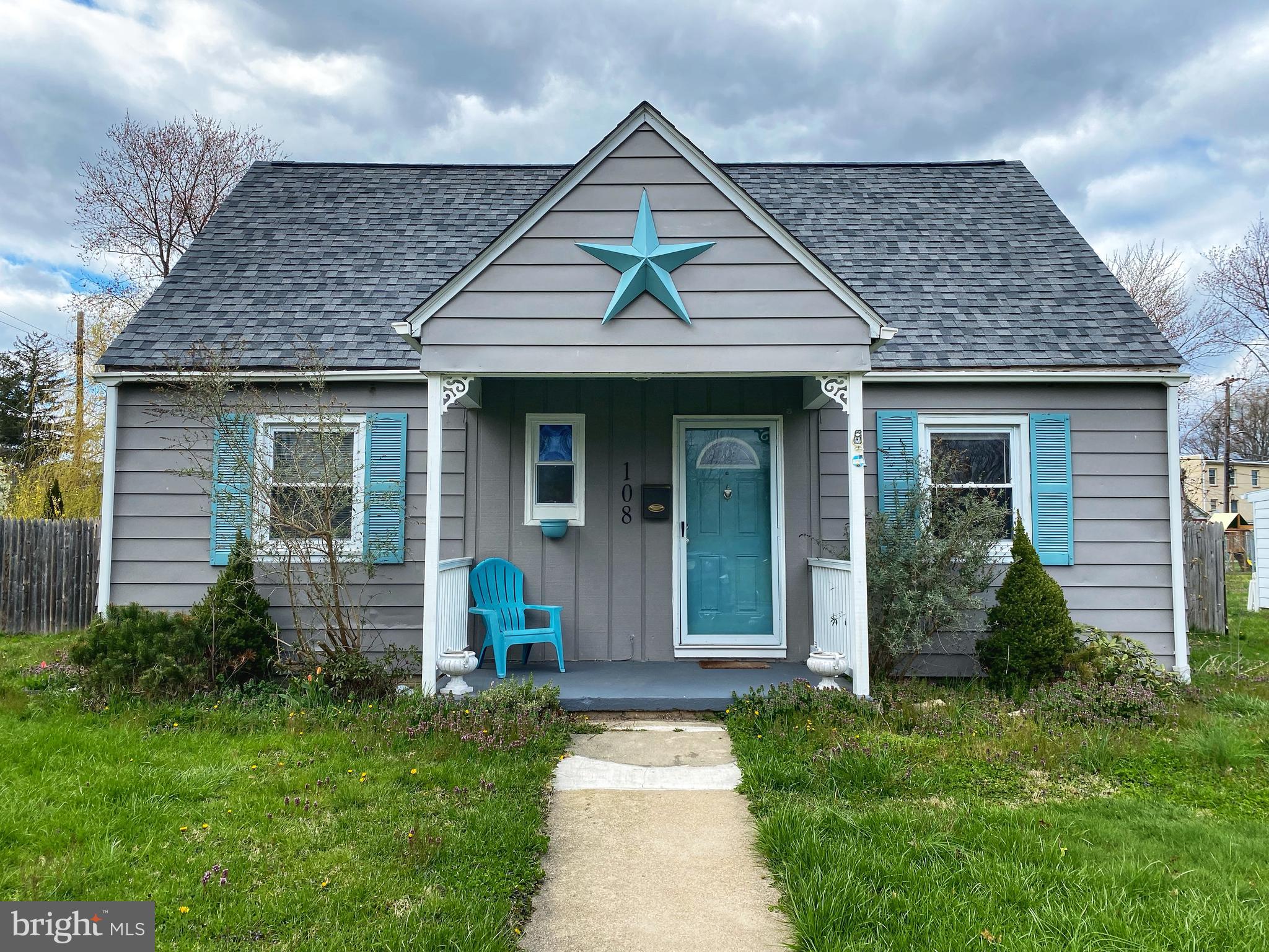 ABERDEEN HILLS - Residential