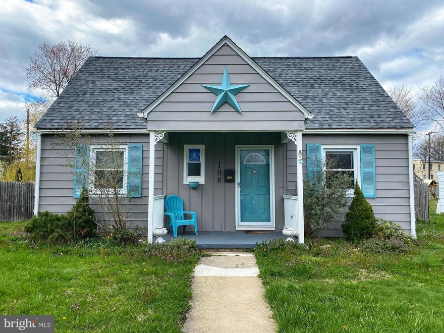 Beautifully maintained 3 BR 1 BA Cape Cod w/ absolutely stunning backyard! Brand new roof installed 2018. Convenient 1st Floor BR w/ walk-in closet. Updated kitchen w/ stainless steel appliances, large family room, and 1st-floor laundry.  Two perfect size BR on the 2nd level.  This home is a must-see! Showings available starting 4/15.