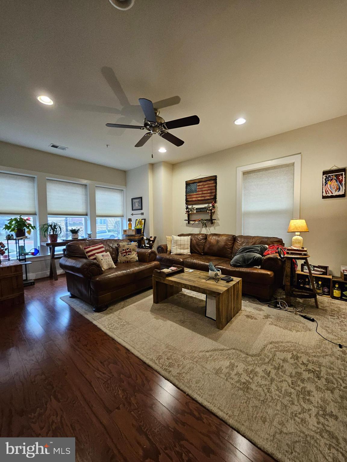 POTOMAC YARD CONDOMINIUM - Residential Lease