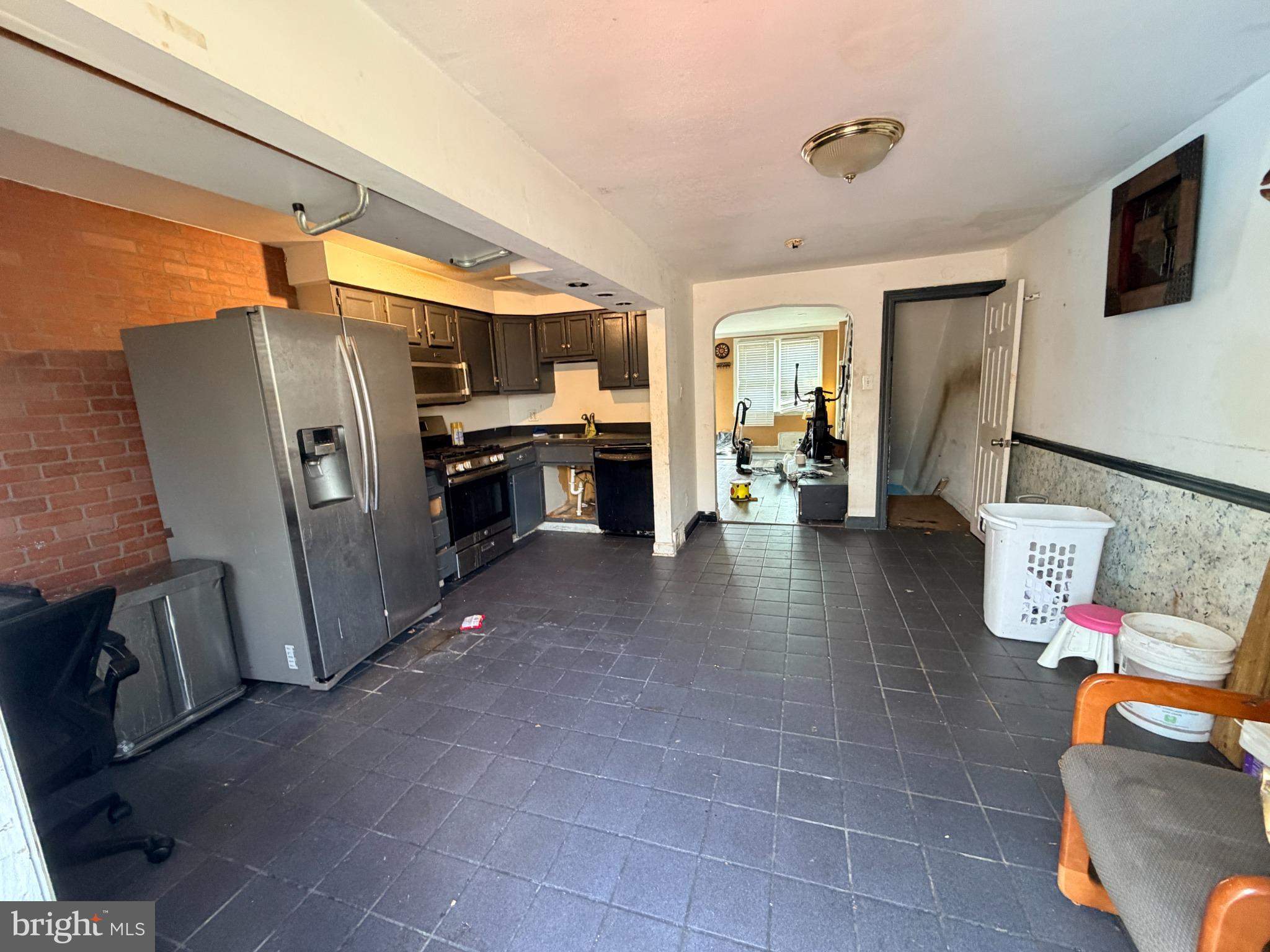 CHESTER CITY - Residential