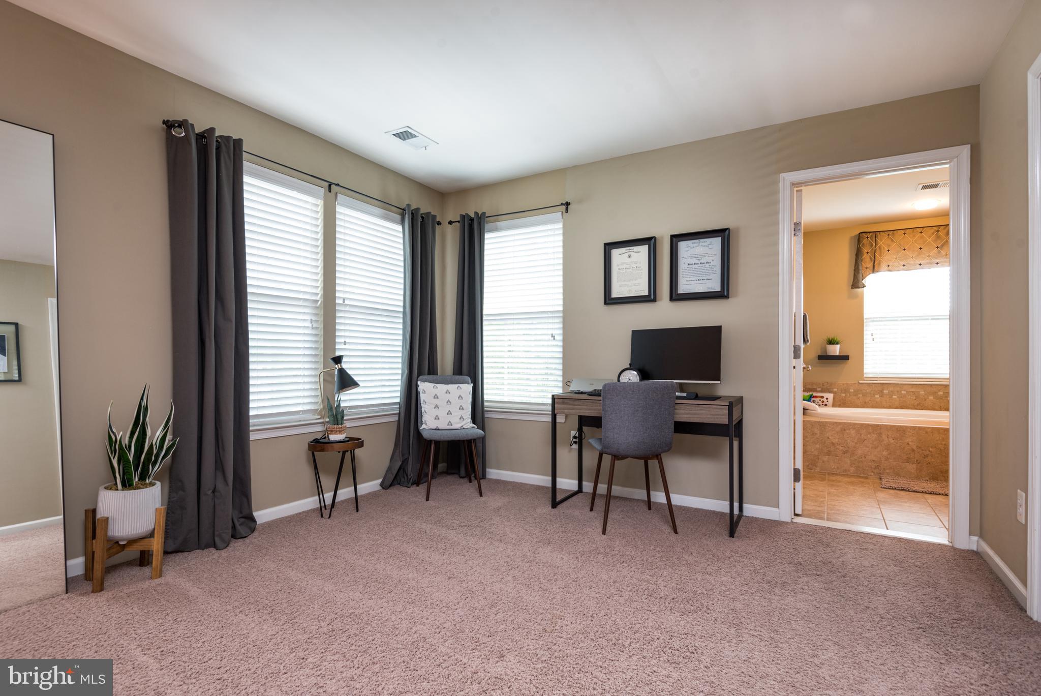 WENTWORTH GREEN - Residential Lease