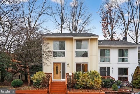 3052 SUGAR LANE VIENNA VA 22181