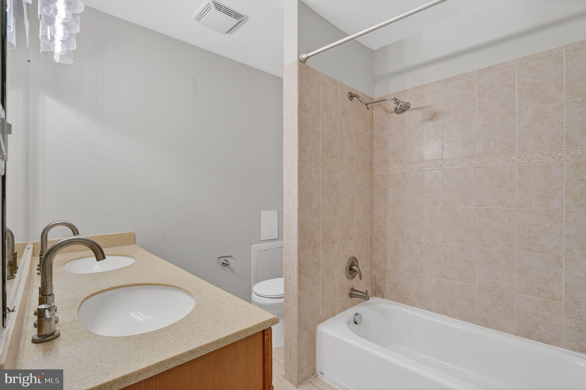 CYRANDALL VALLEY NORTH - Residential