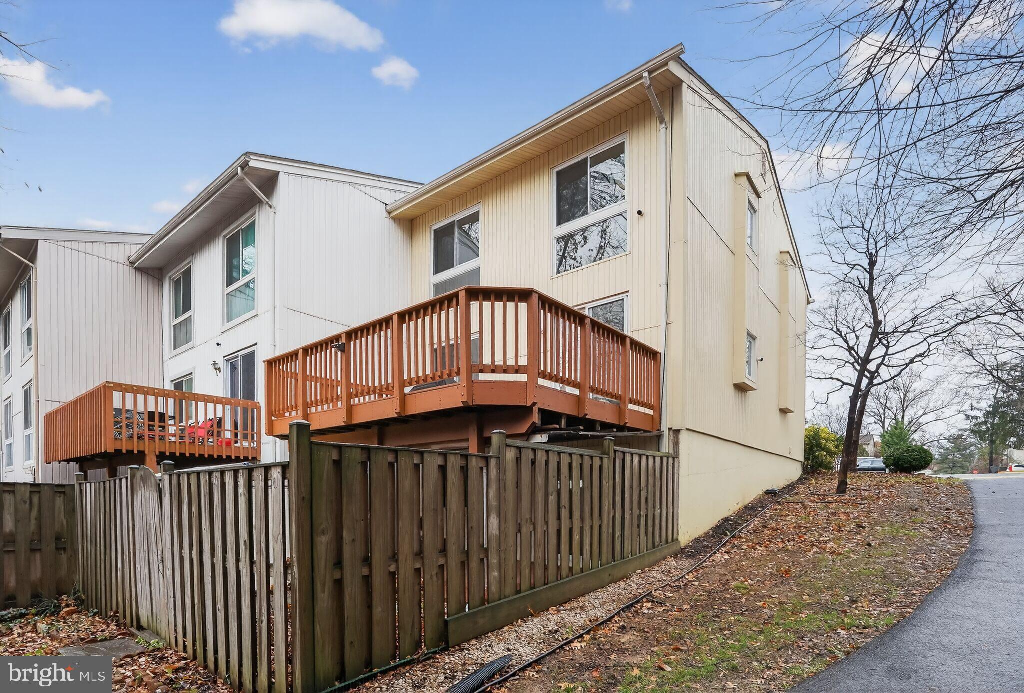 CYRANDALL VALLEY NORTH - Residential