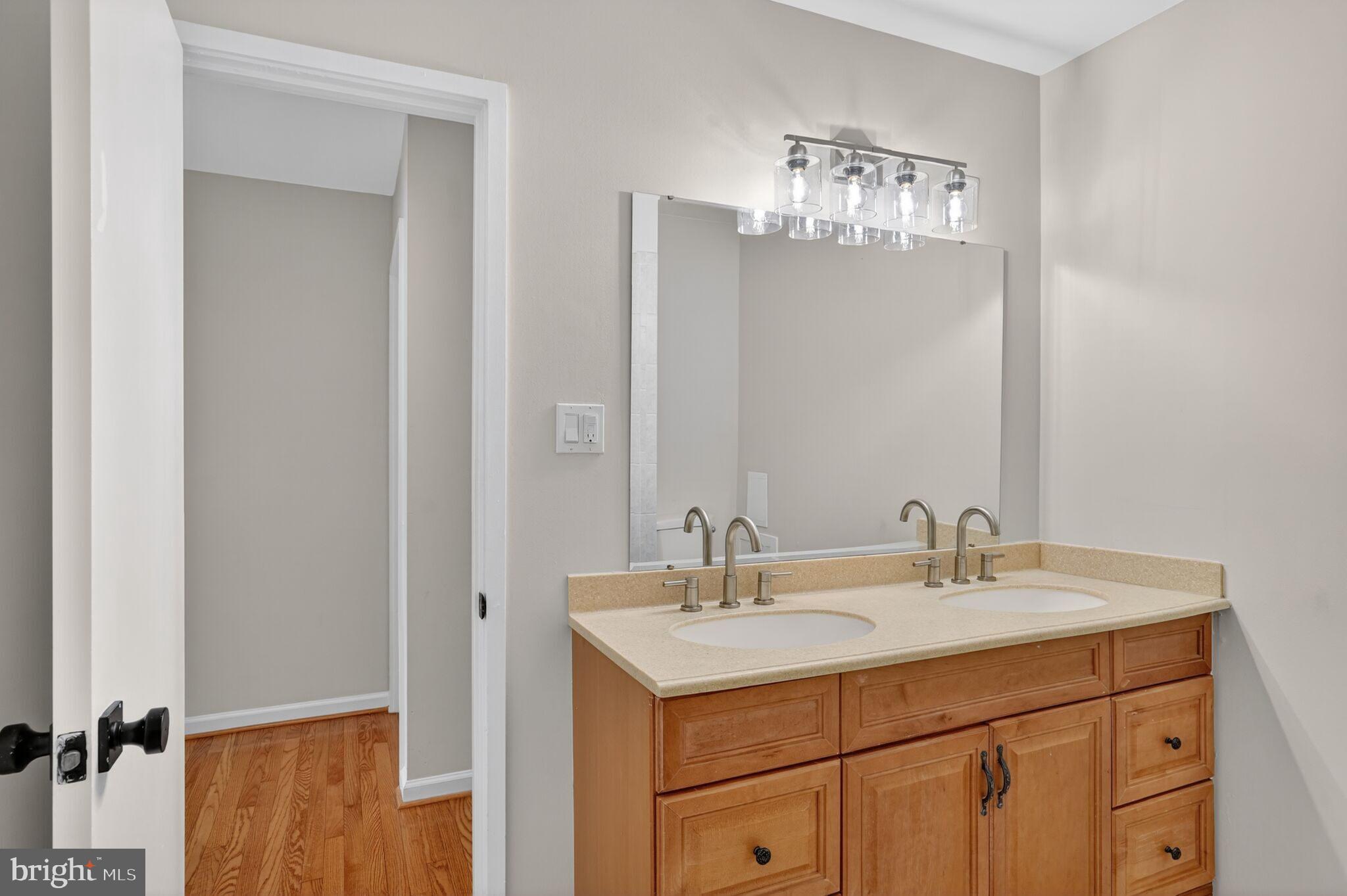 CYRANDALL VALLEY NORTH - Residential