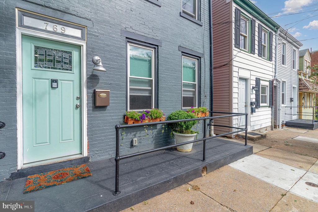 Photo of 769 Manor Street, Lancaster, PA 17603 (MLS # PALA2055772)