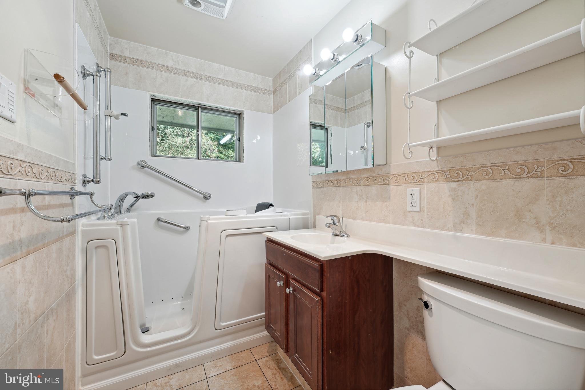 WEST GROVE ESTATES - Residential