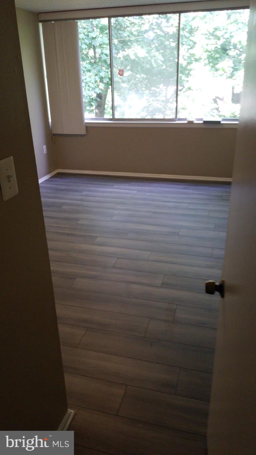 PRESIDENTIAL TOWERS - Residential Lease