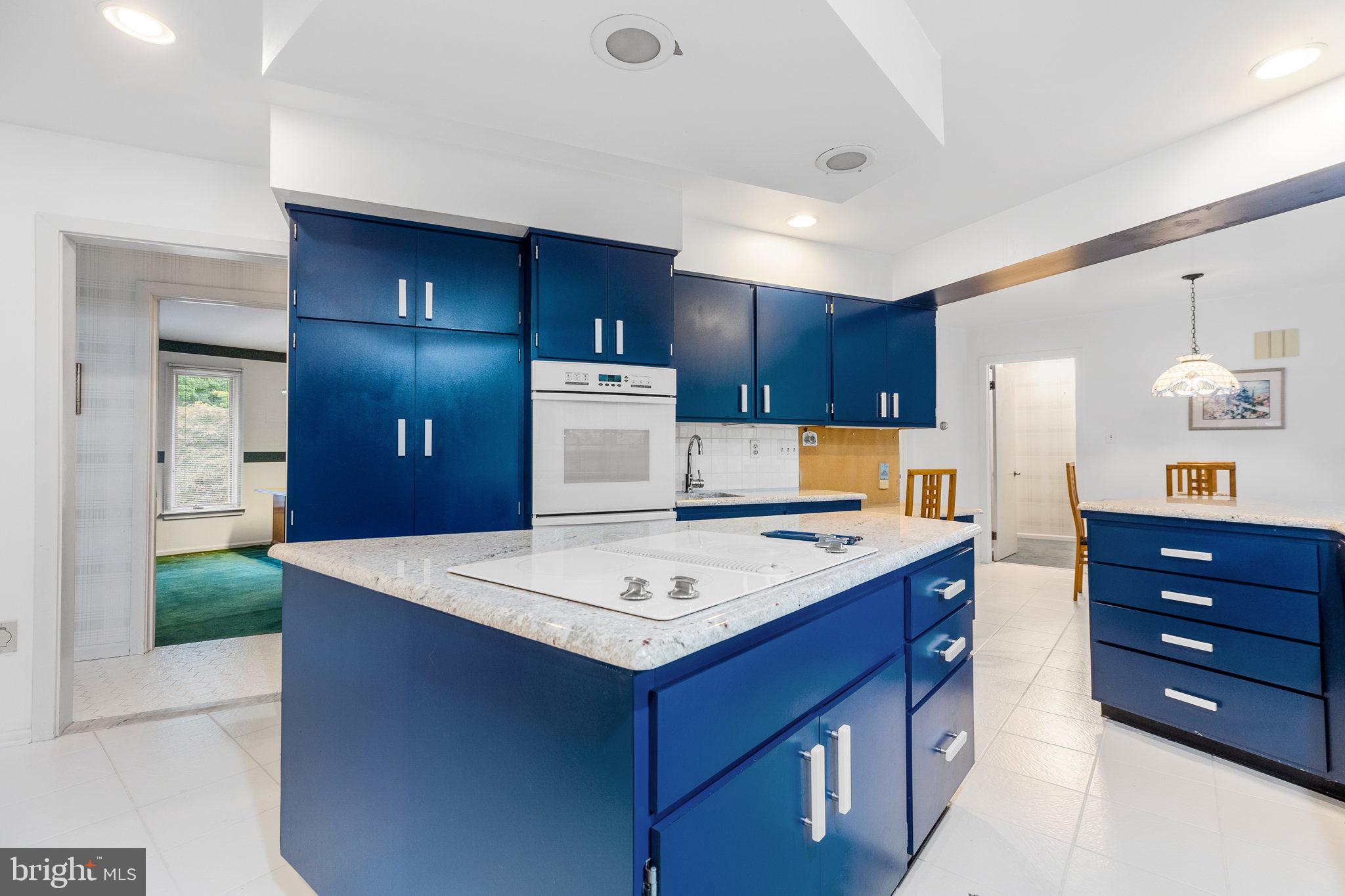 SOUTHERN SLOPES - Residential