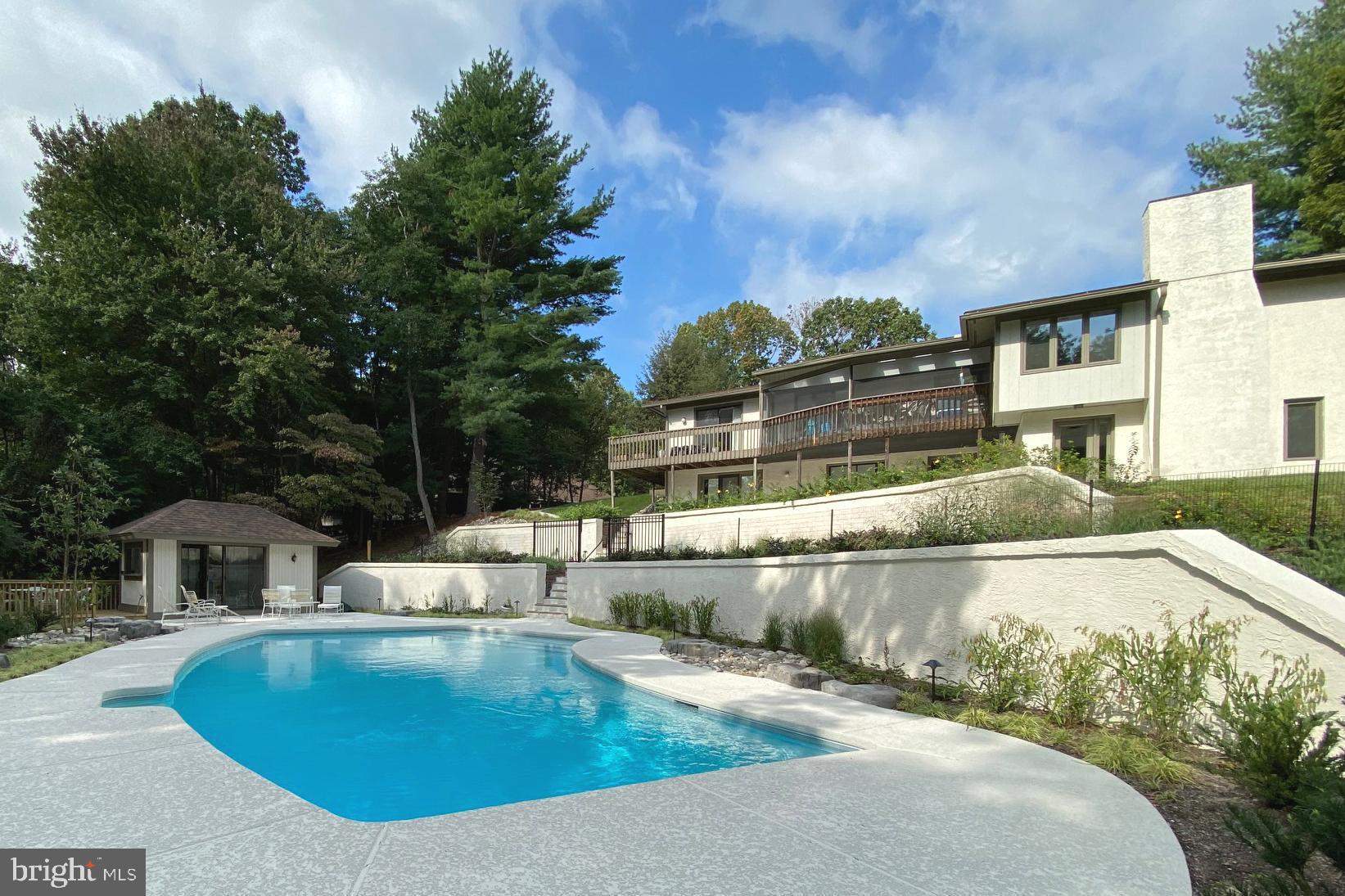 SOUTHERN SLOPES - Residential