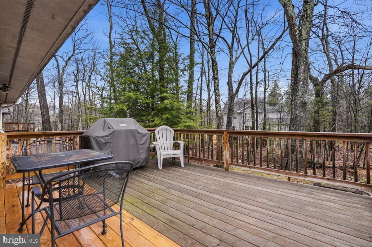 POCONO FARMS - Residential