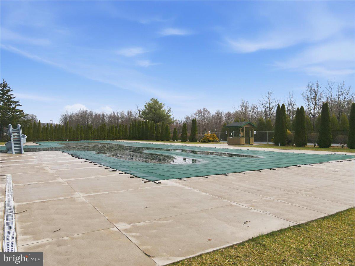 POCONO FARMS - Residential