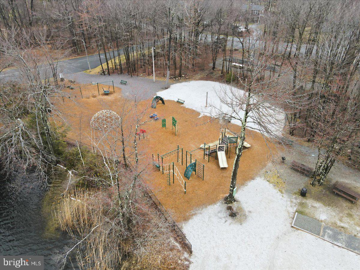 POCONO FARMS - Residential