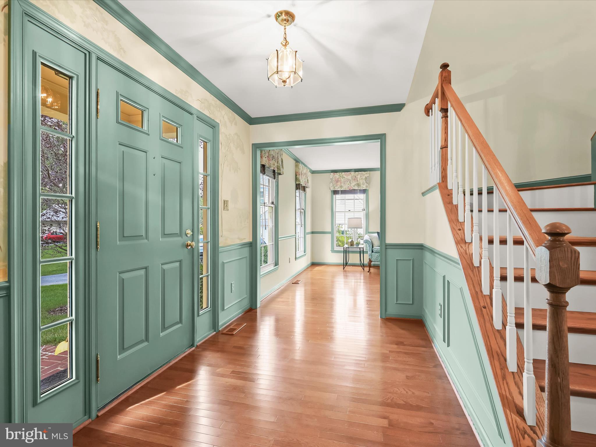 704 MEADOW FIELD