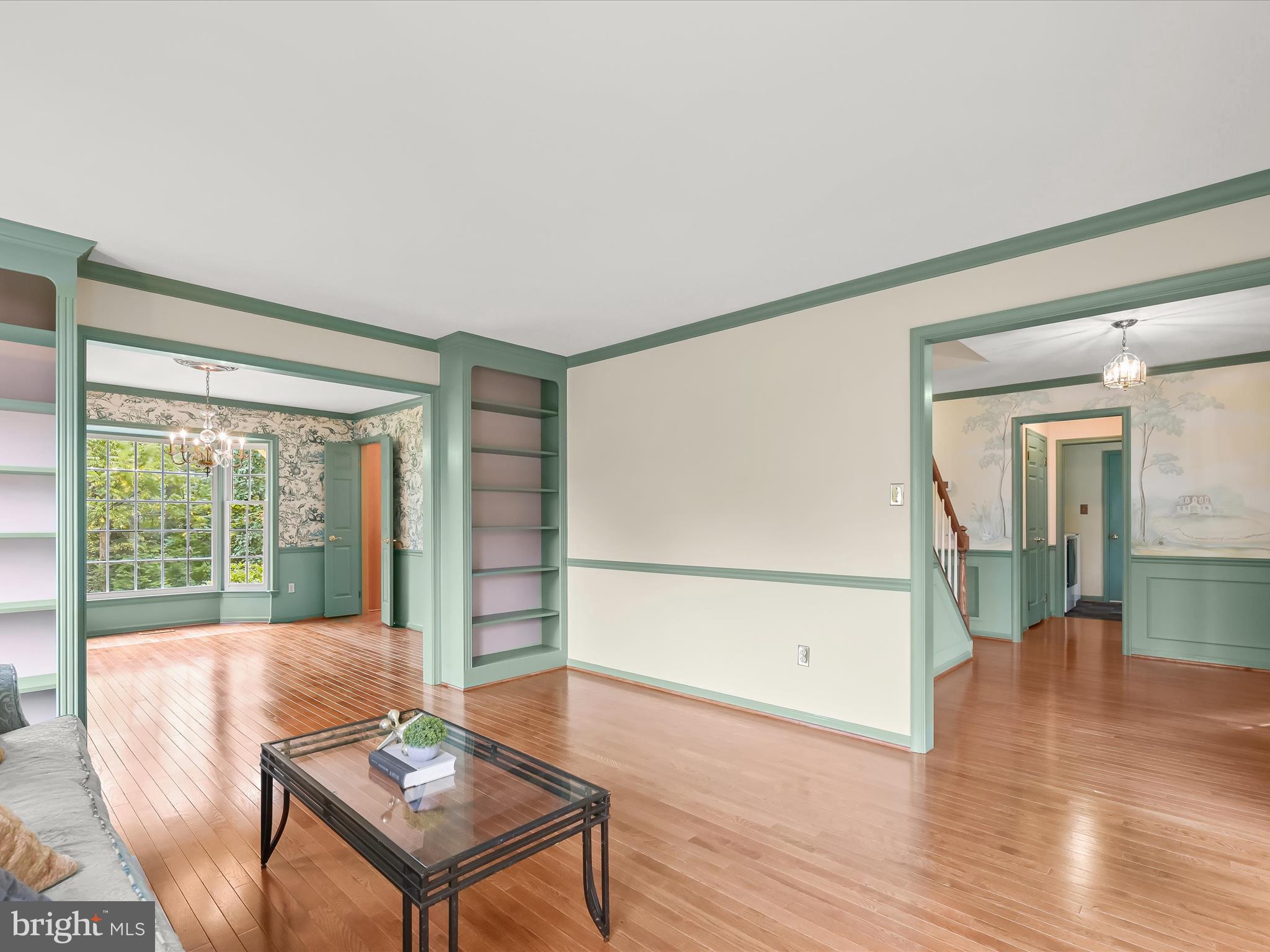 704 MEADOW FIELD