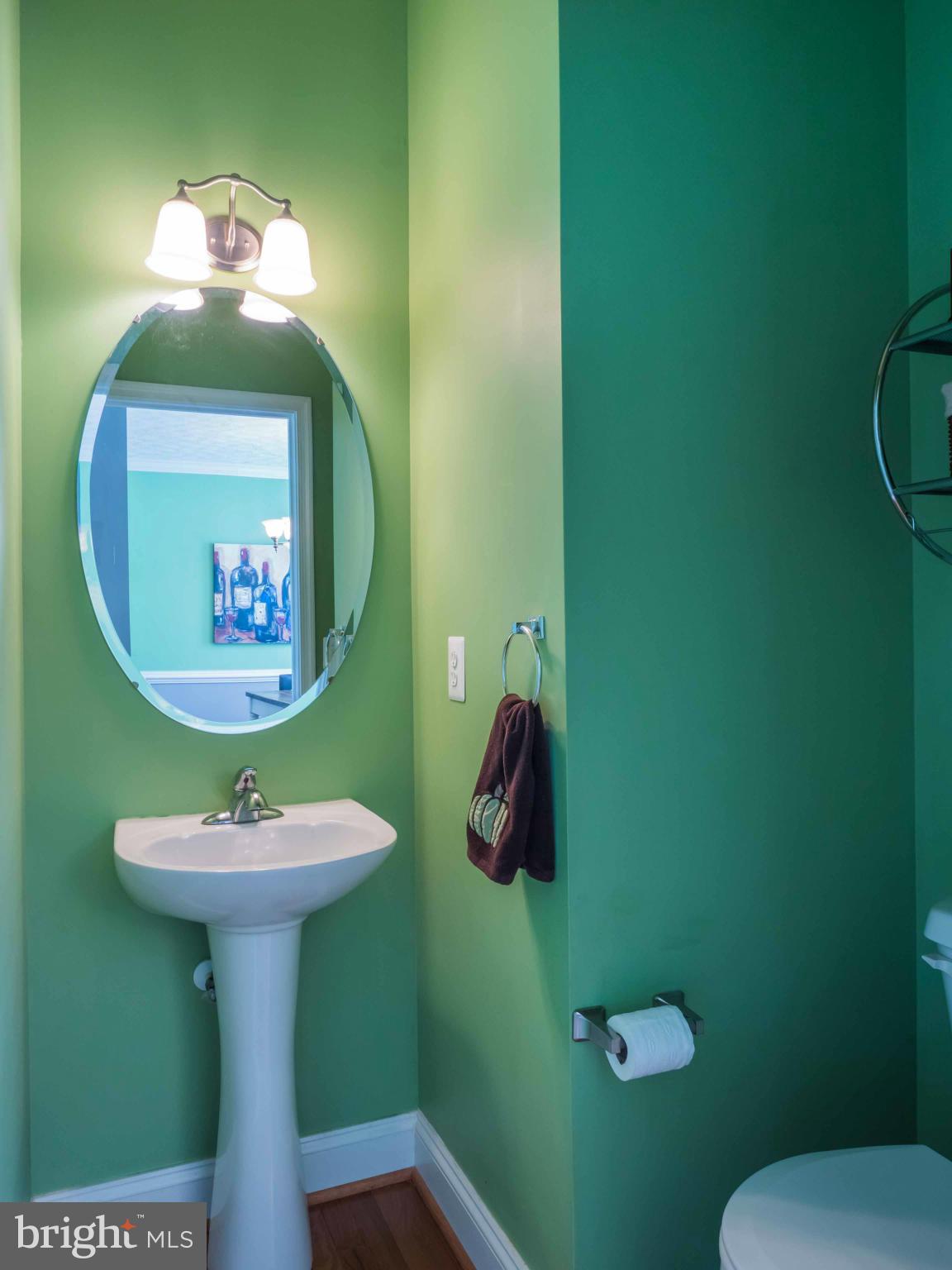 HIDDEN TREASURE - Residential