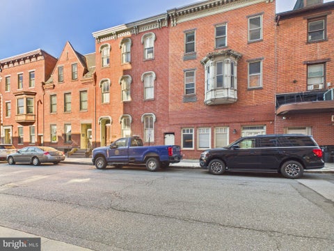 Photo of 130 Walnut Street, HARRISBURG, PA 17101 (MLS # PADA2065616)