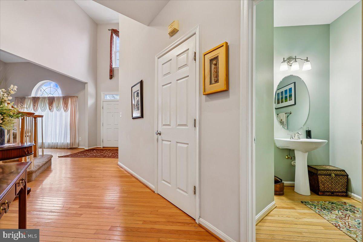 MIDDLEBROOK MANOR - Residential