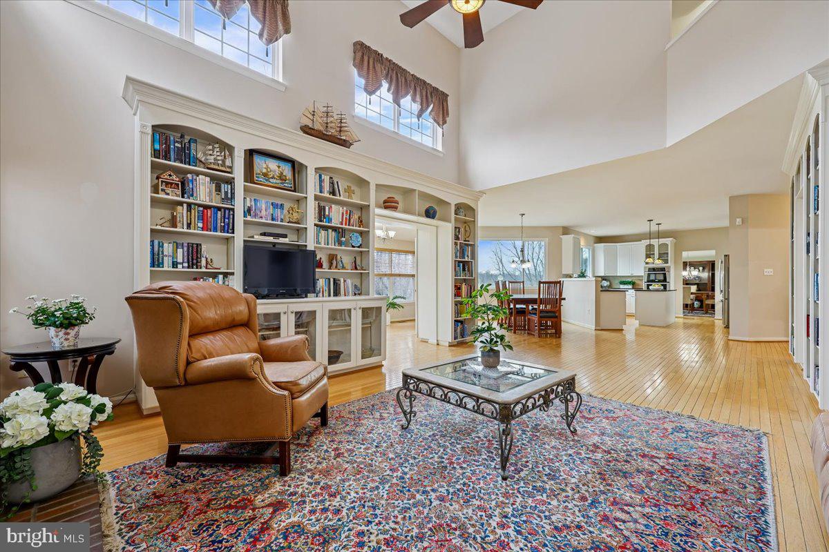 MIDDLEBROOK MANOR - Residential