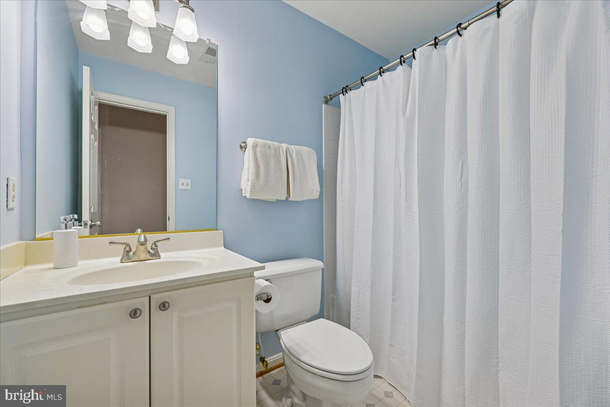 MIDDLEBROOK MANOR - Residential