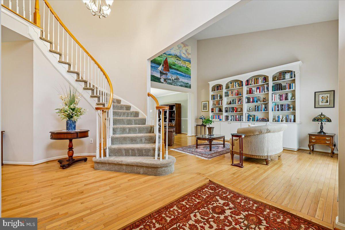 MIDDLEBROOK MANOR - Residential