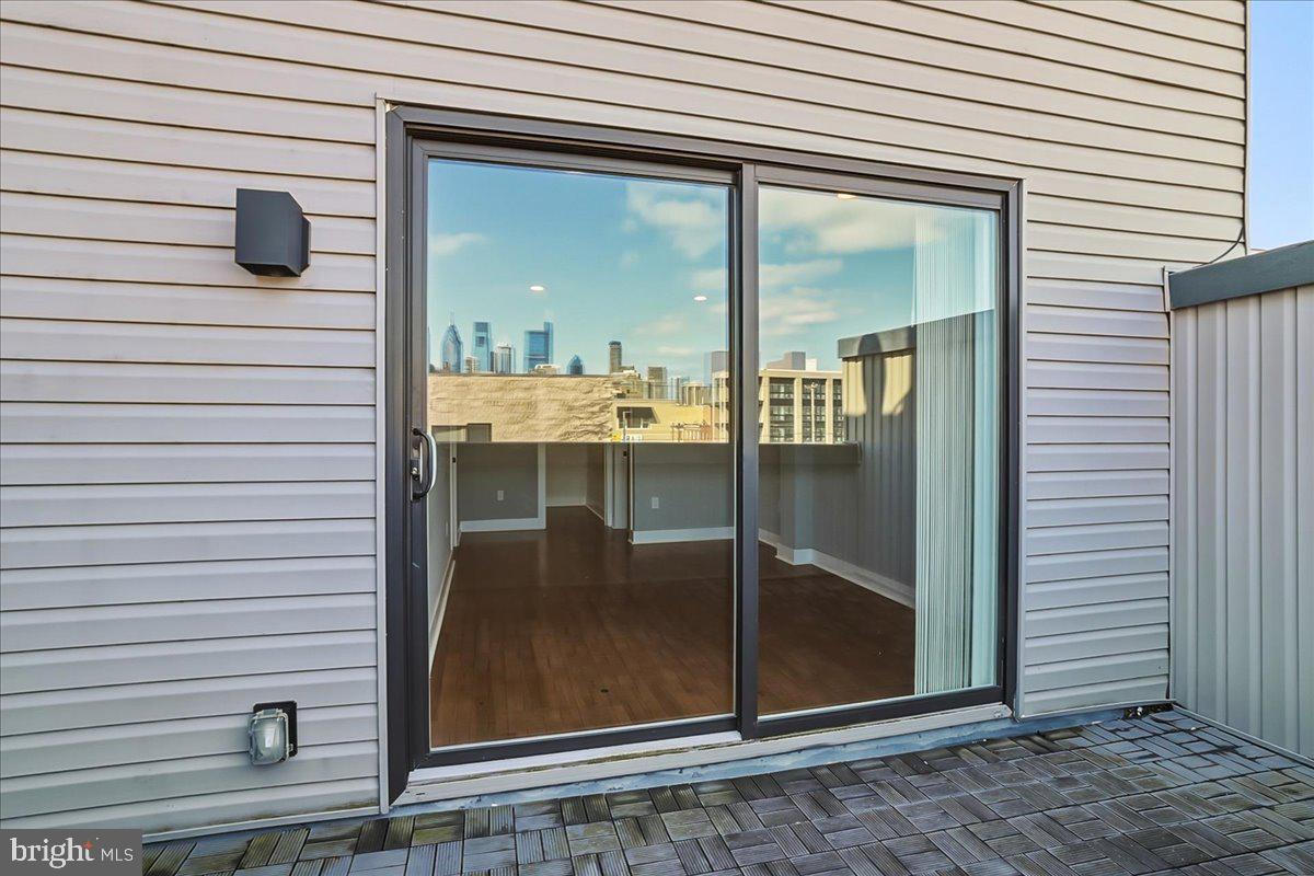 POINT BREEZE - Residential