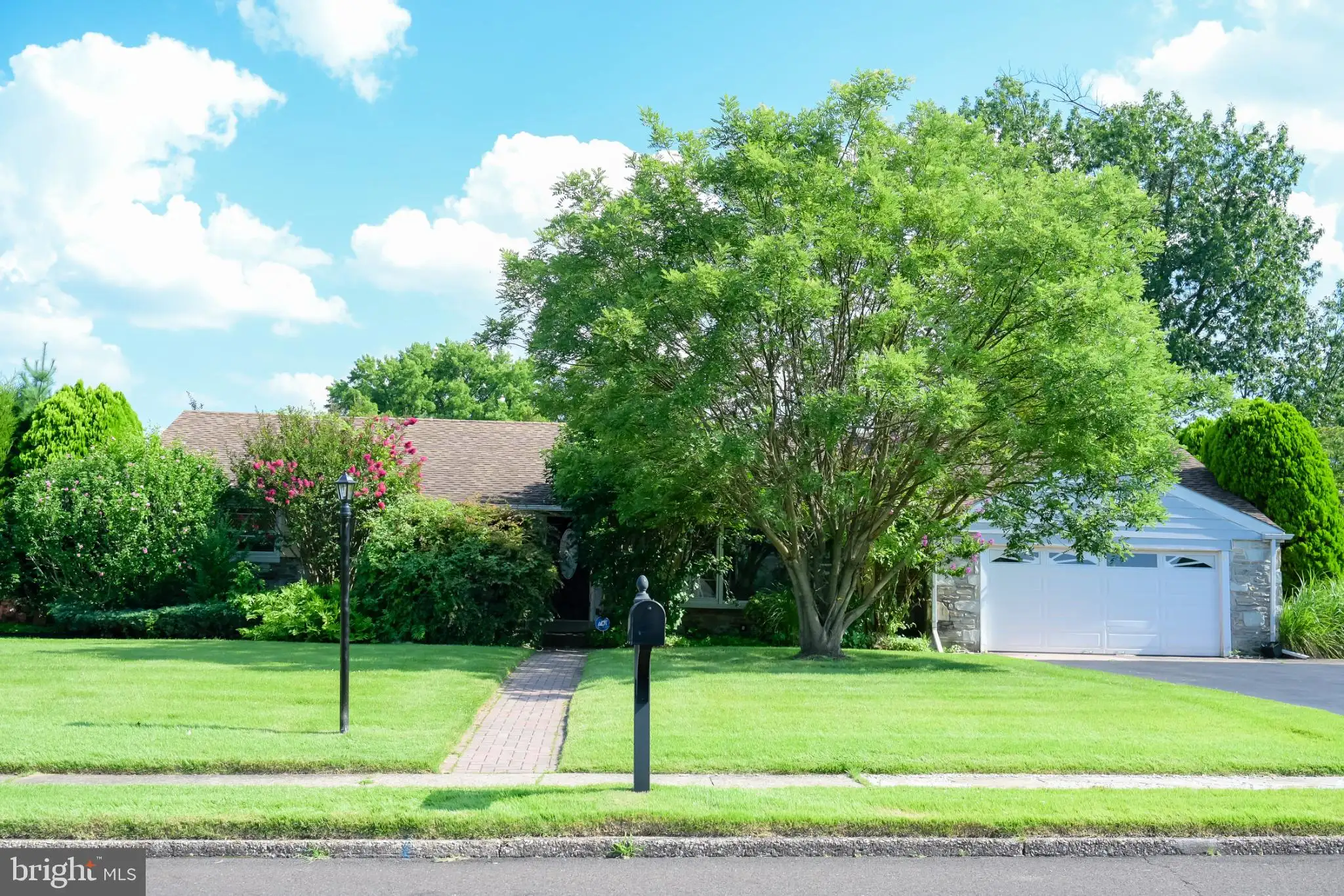 2171 Kent Road, Huntingdon Valley, PA, 19006