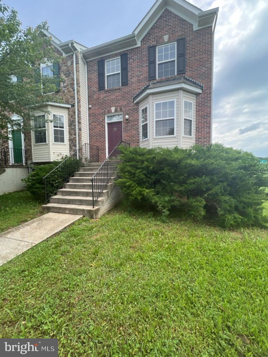 This 3 bedroom, 3.5 bath is an end unit townhome and features a spacious living room, kitchen, and a large dining area on the main level overlooking the fenced in yard. Master suite on the upper level features vaulted ceilings. Comes with a walk-in closet and a private bath with a soaking tub. Fully finished basement offers a third full bath and a separate laundry room. Conveniently located near routes 9 and 340 with easy access to Charles Town and Harpers Ferry. Washer and dryer in unit.

Rent price includes HVAC filters and Renters Insurance.

Pets are ok on a case by case basis.

EHO.