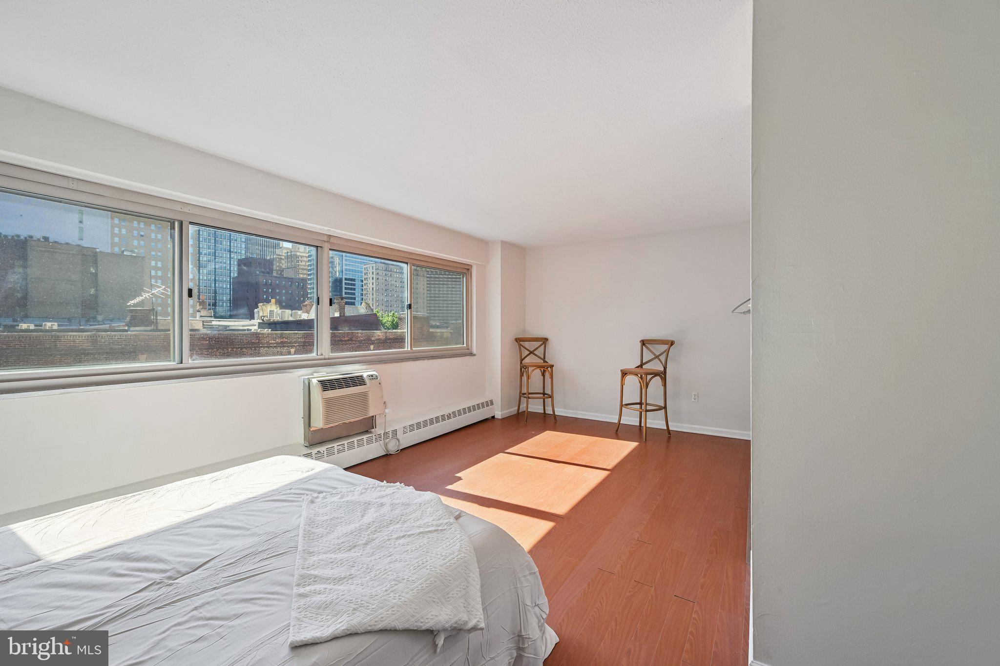 2101 CHESTNUT STREET 606