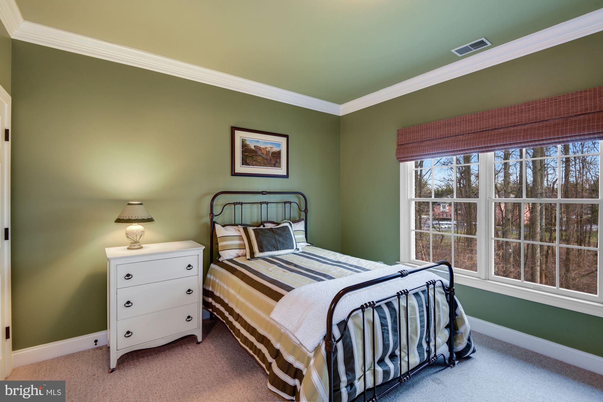 PINDELL WOODS - Residential